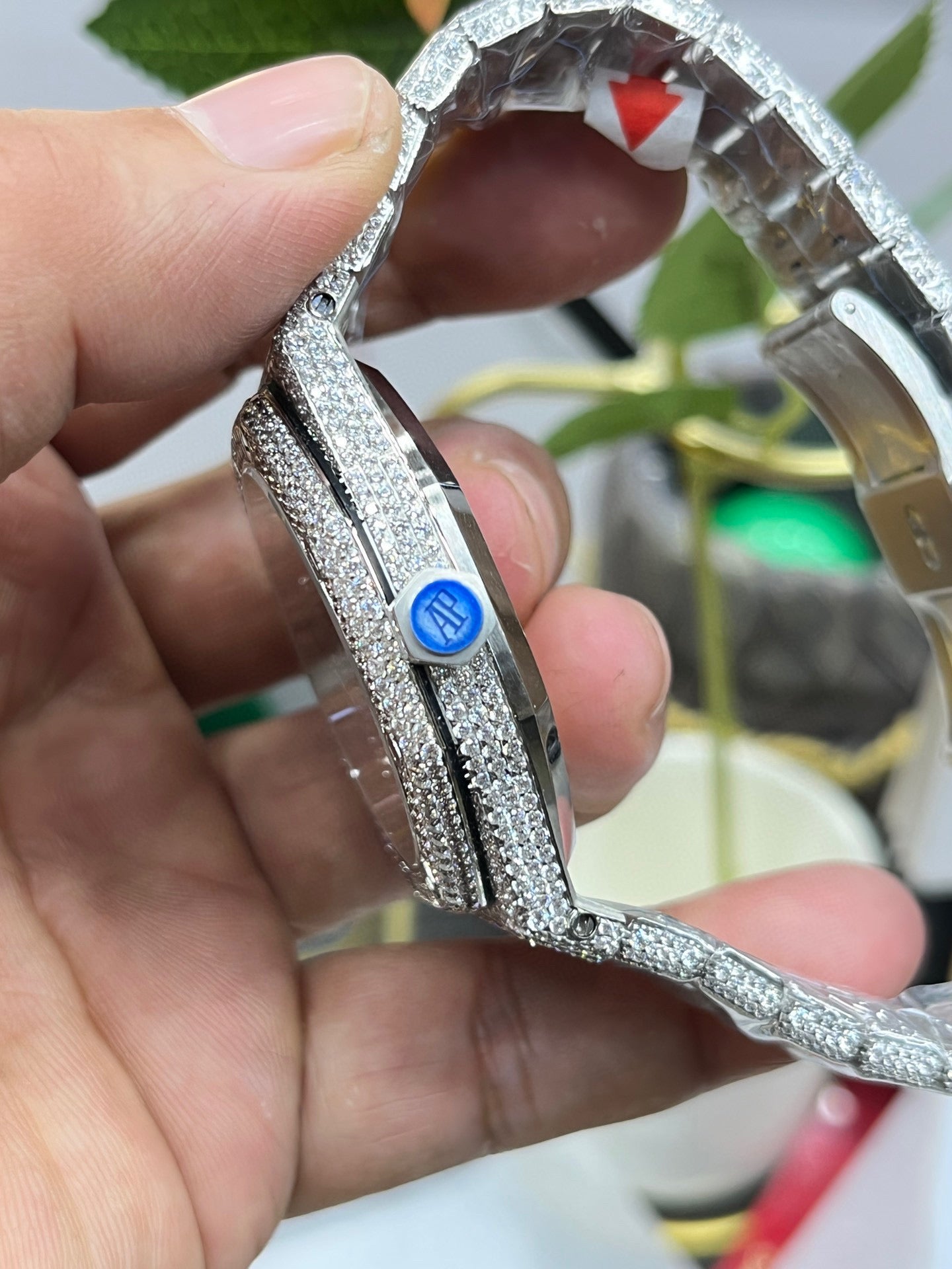 Audemars Piguet Royal Oak 15400 "Full Diamond Paved / Iced Out" – Custom Edition