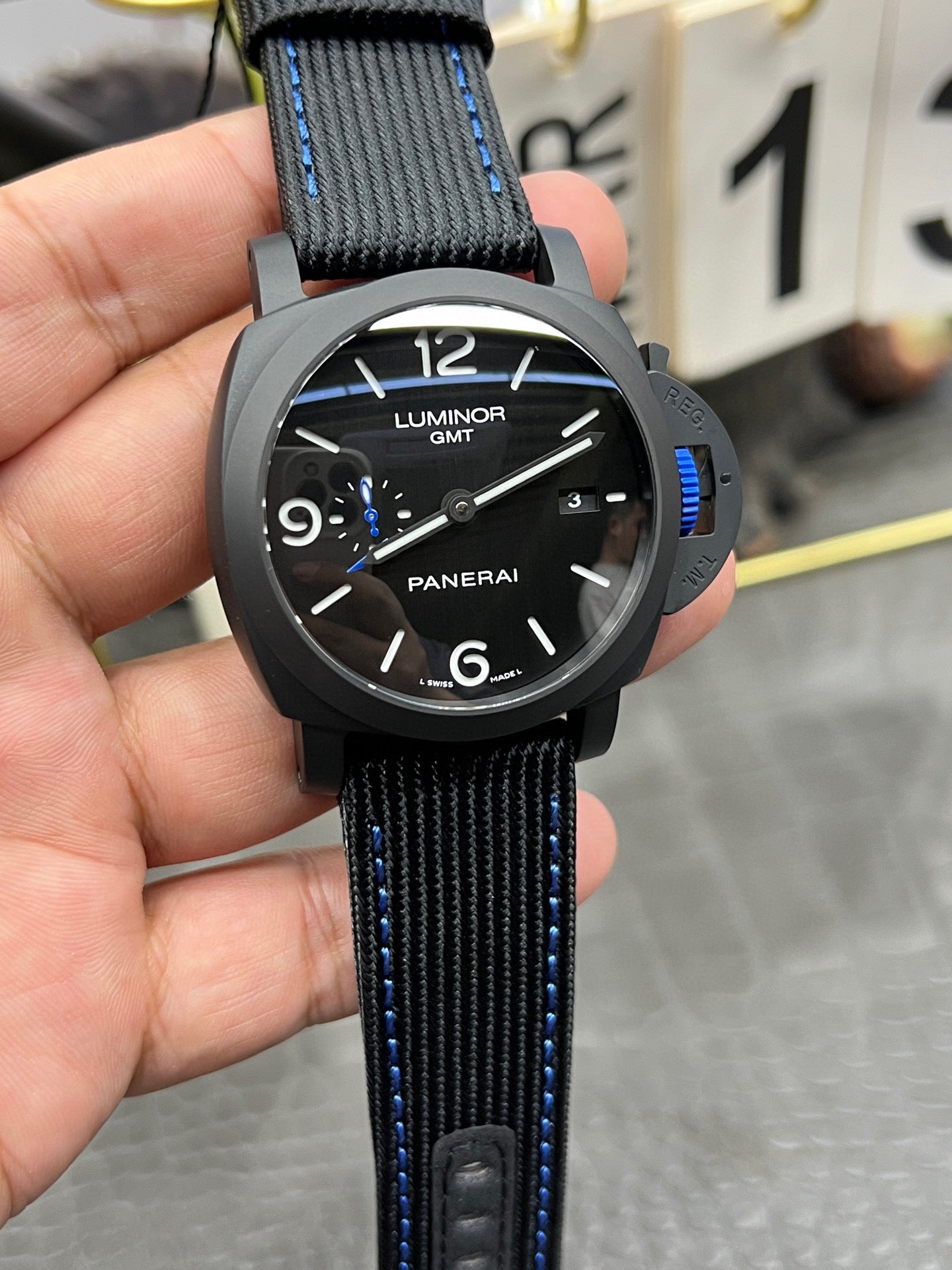Panerai Luminor Marina 44 mm – Ref. PAM1176 (Black Ceramic Case)