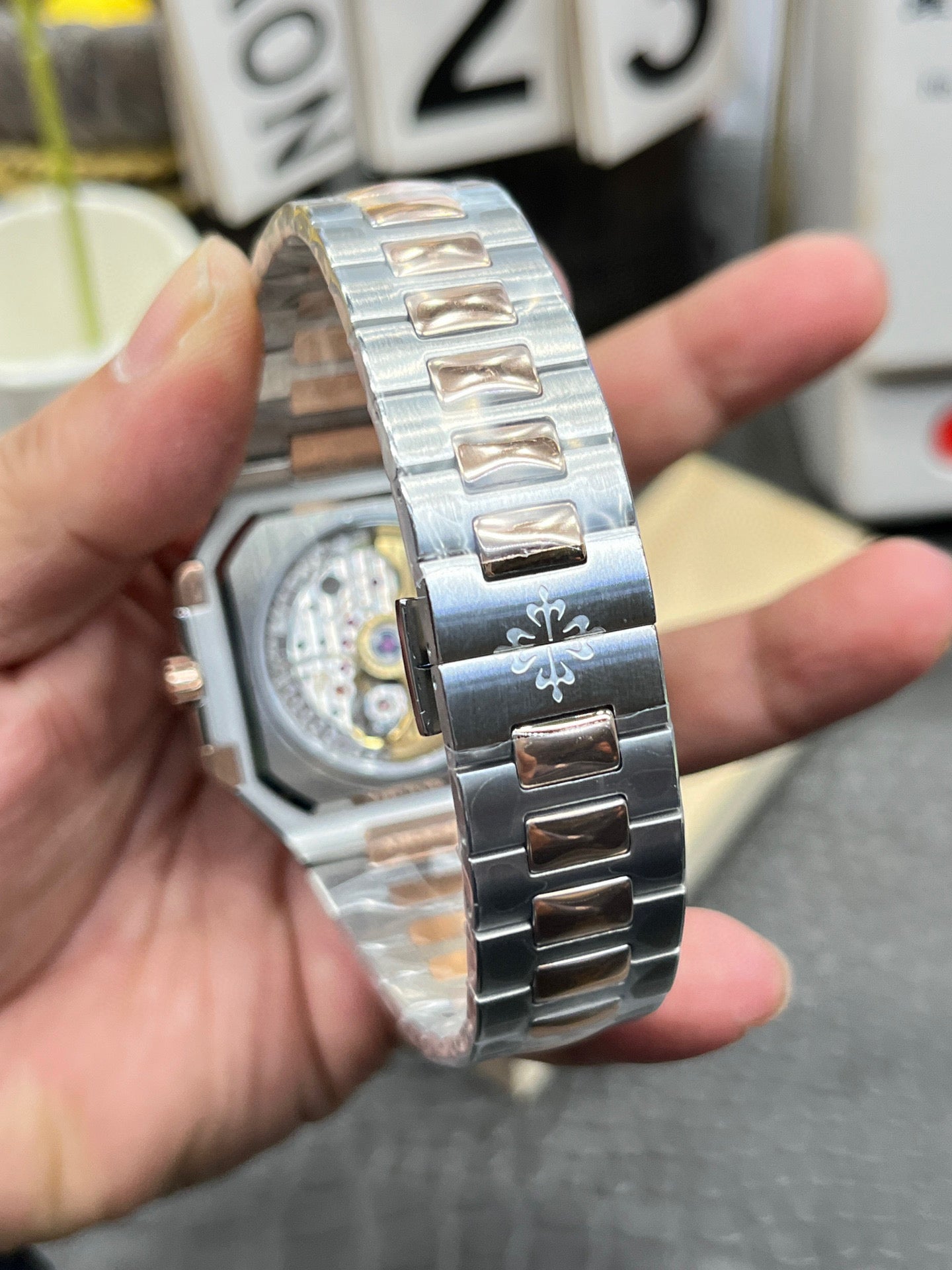 Patek Philippe Cubitus 5821/1AR-001