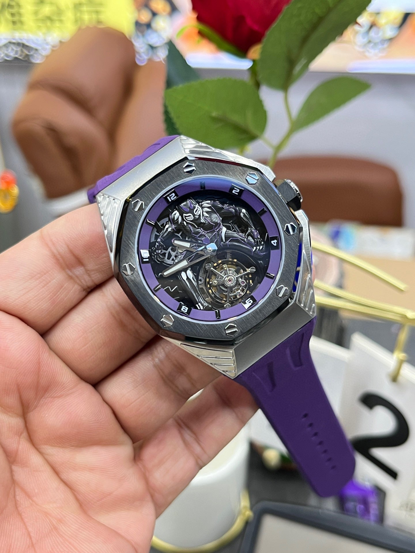 Audemars Piguet Royal Oak Concept Black Panther 26620IO.OO.D077CA.01 (Audemars Piguet «Black Panther»)