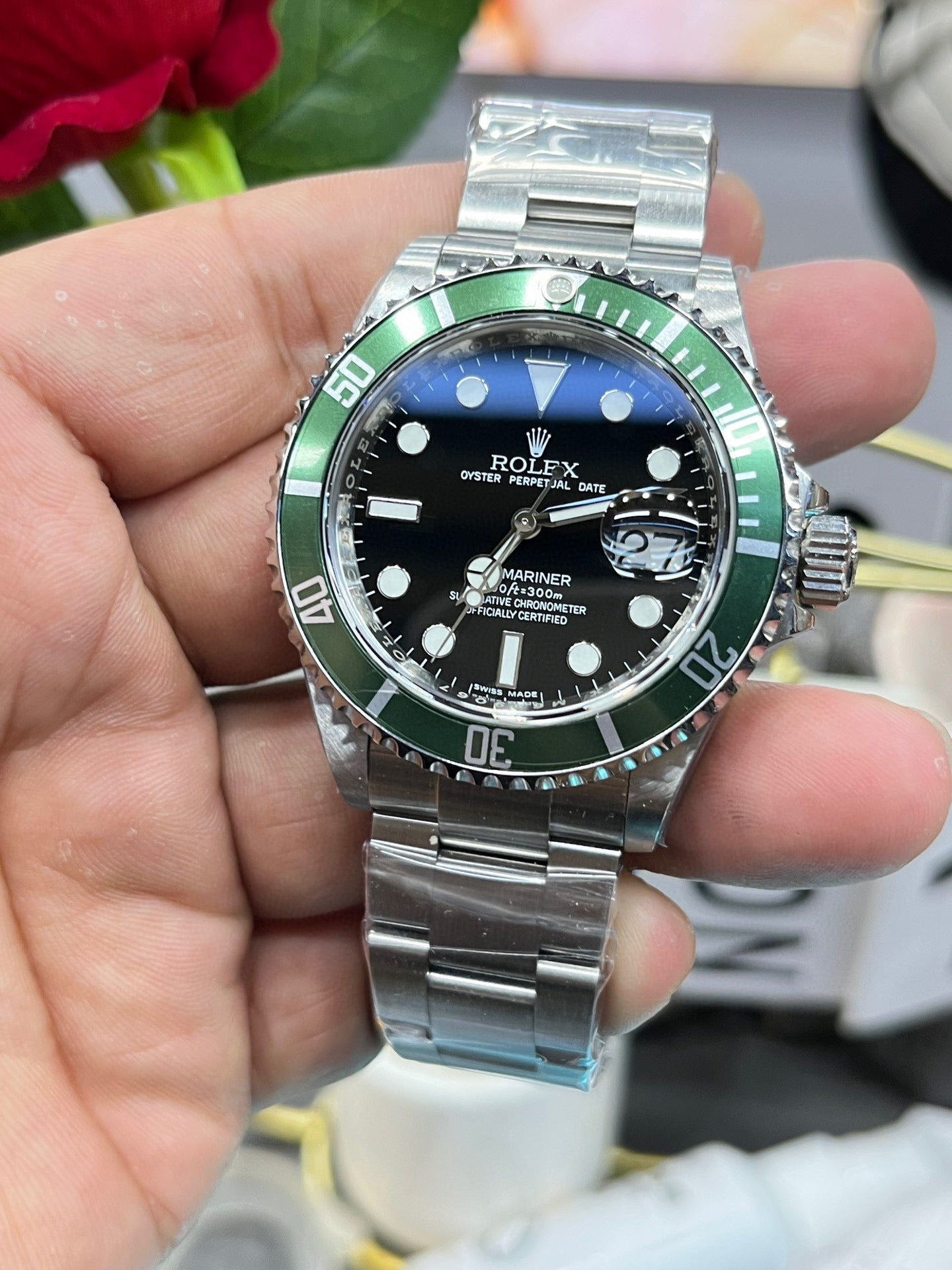 Rolex Submariner Date 116610LV "Hulk" – First Generation