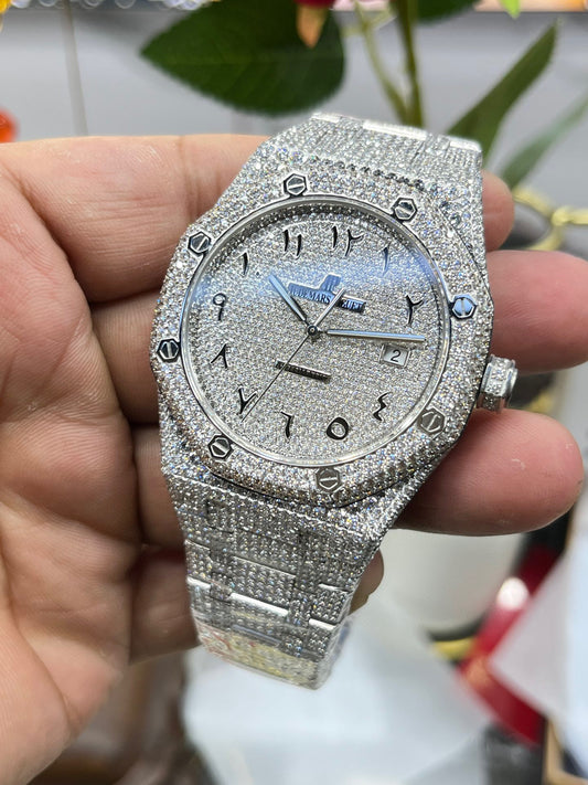 Audemars Piguet Royal Oak 15400 "Full Diamond Paved / Iced Out" – Custom Edition