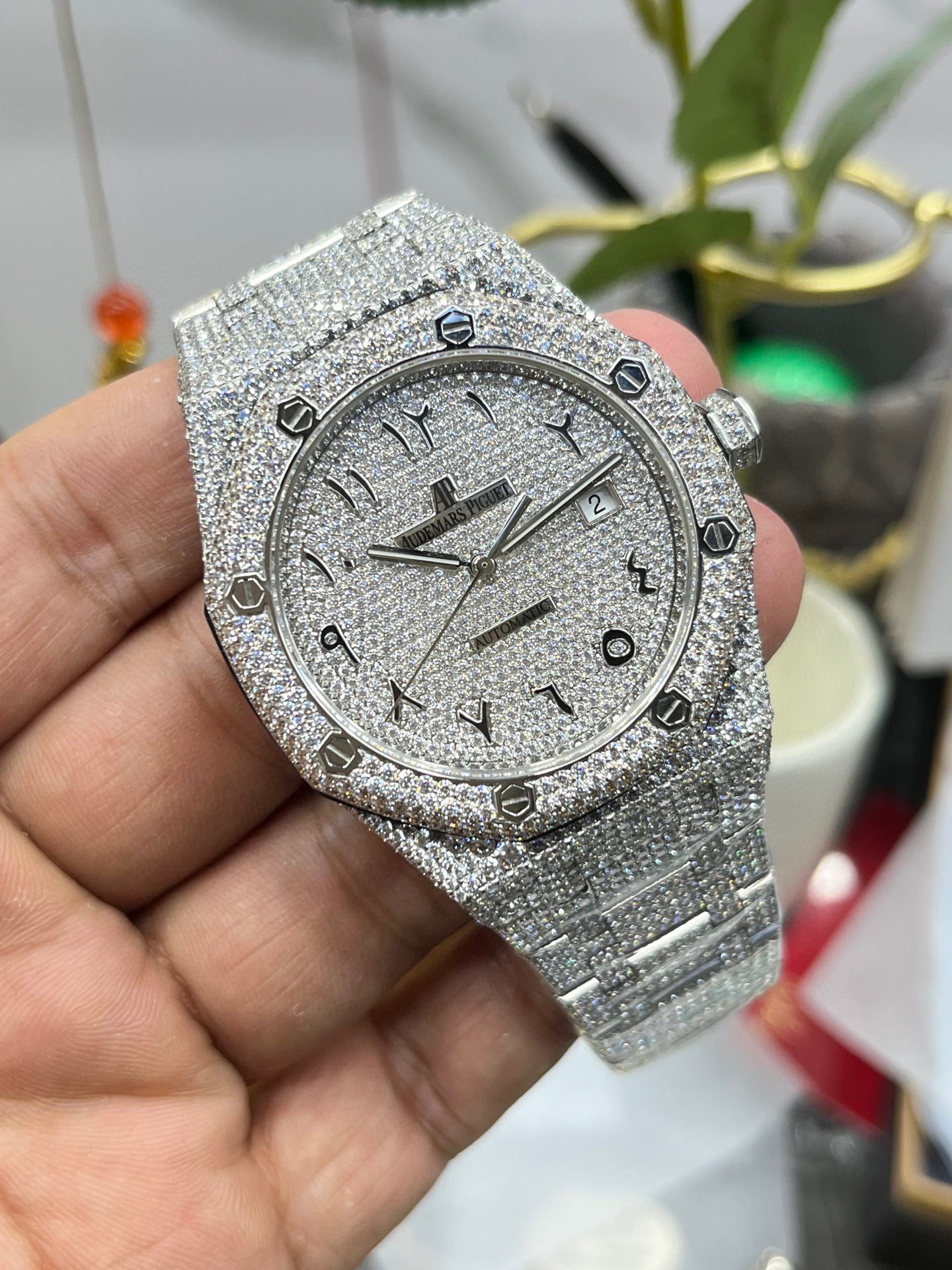 Audemars Piguet Royal Oak 15400 "Full Diamond Paved / Iced Out" – Custom Edition