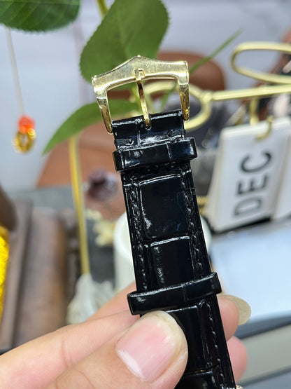 Patek Philippe Calatrava Manual-Winding 37mm – Ref. 5196J-001