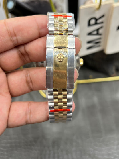 Rolex Sky-Dweller 42 mm – Ref. 336933-0004 (Rolesor Two-Tone, Black Dial, Jubilee Bracelet)