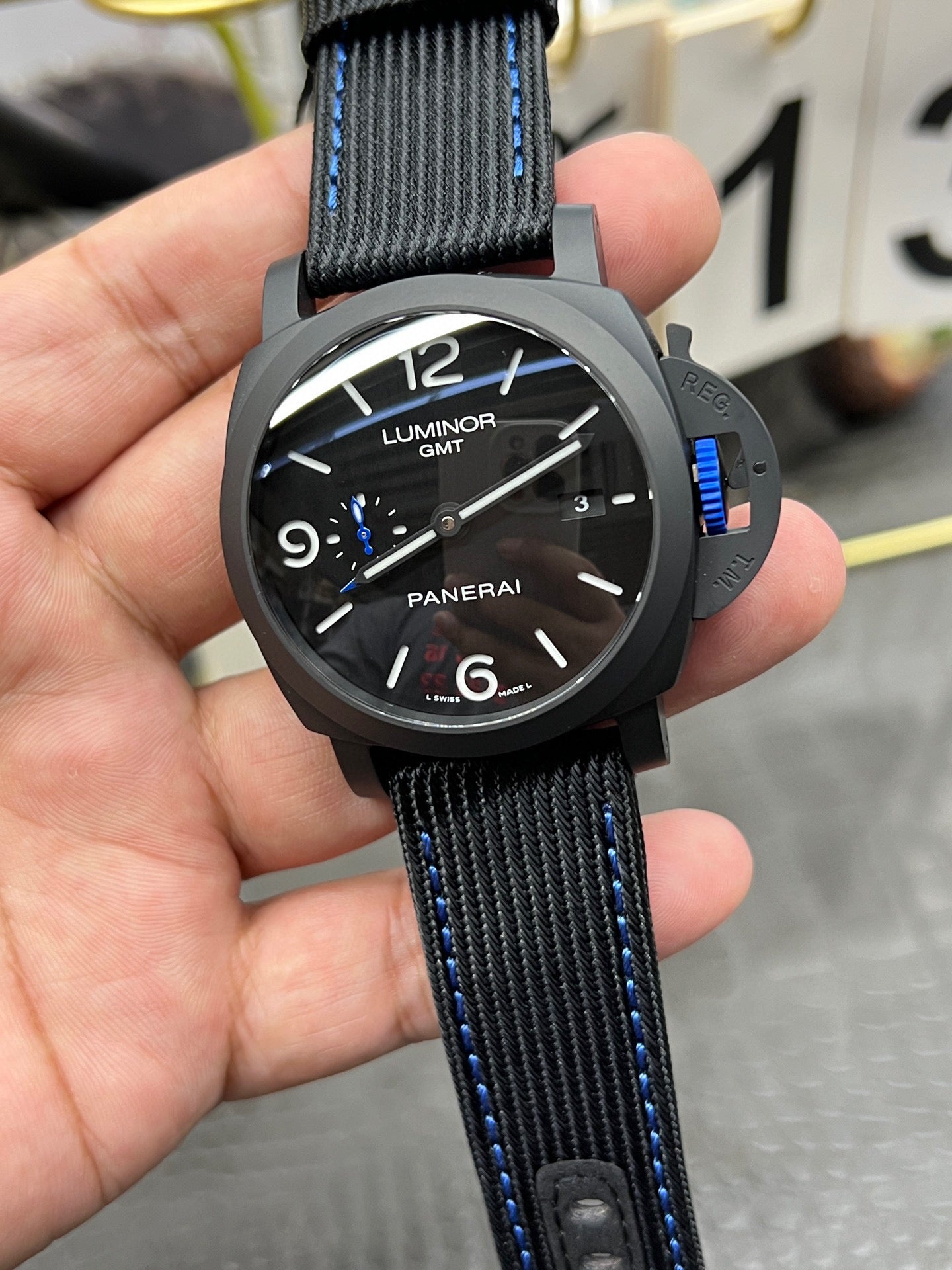 Panerai Luminor Marina 44 mm – Ref. PAM1176 (Black Ceramic Case)