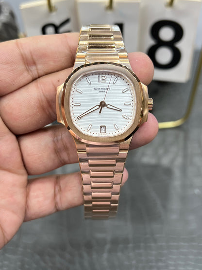 Patek Philippe Nautilus 35.2 mm – Ref. 7118/1R-001