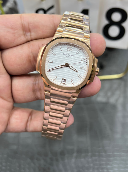 Patek Philippe Nautilus 35.2 mm – Ref. 7118/1R-001