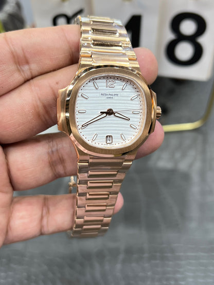 Patek Philippe Nautilus 35.2 mm – Ref. 7118/1R-001