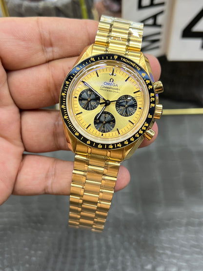Omega Speedmaster 42 mm – Ref. 310.62.42.50.99.001 (Moonshine™ 18K Gold, Panda Dial)