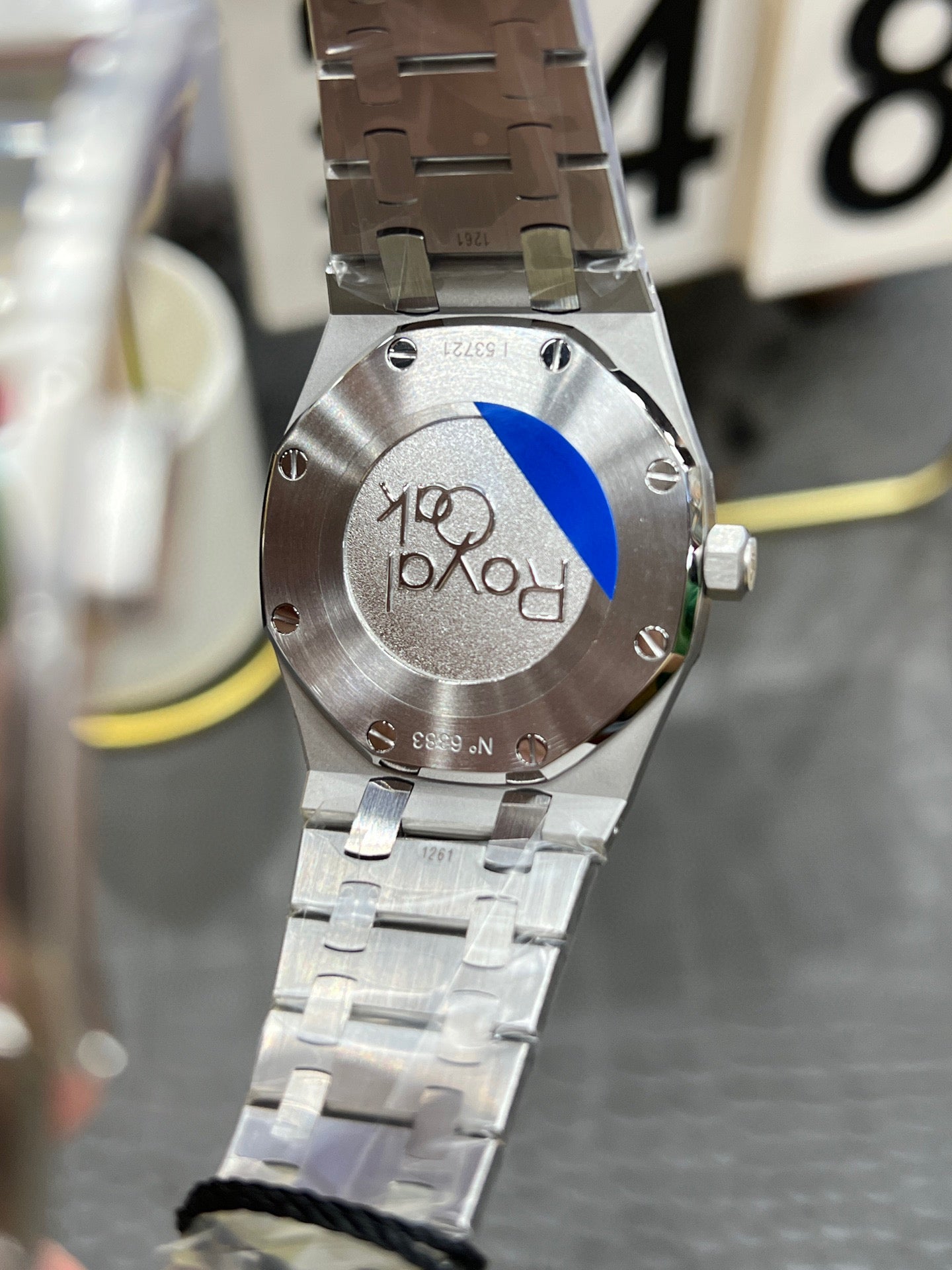 Audemars Piguet Royal Oak 37 mm – Ref. 67651IP