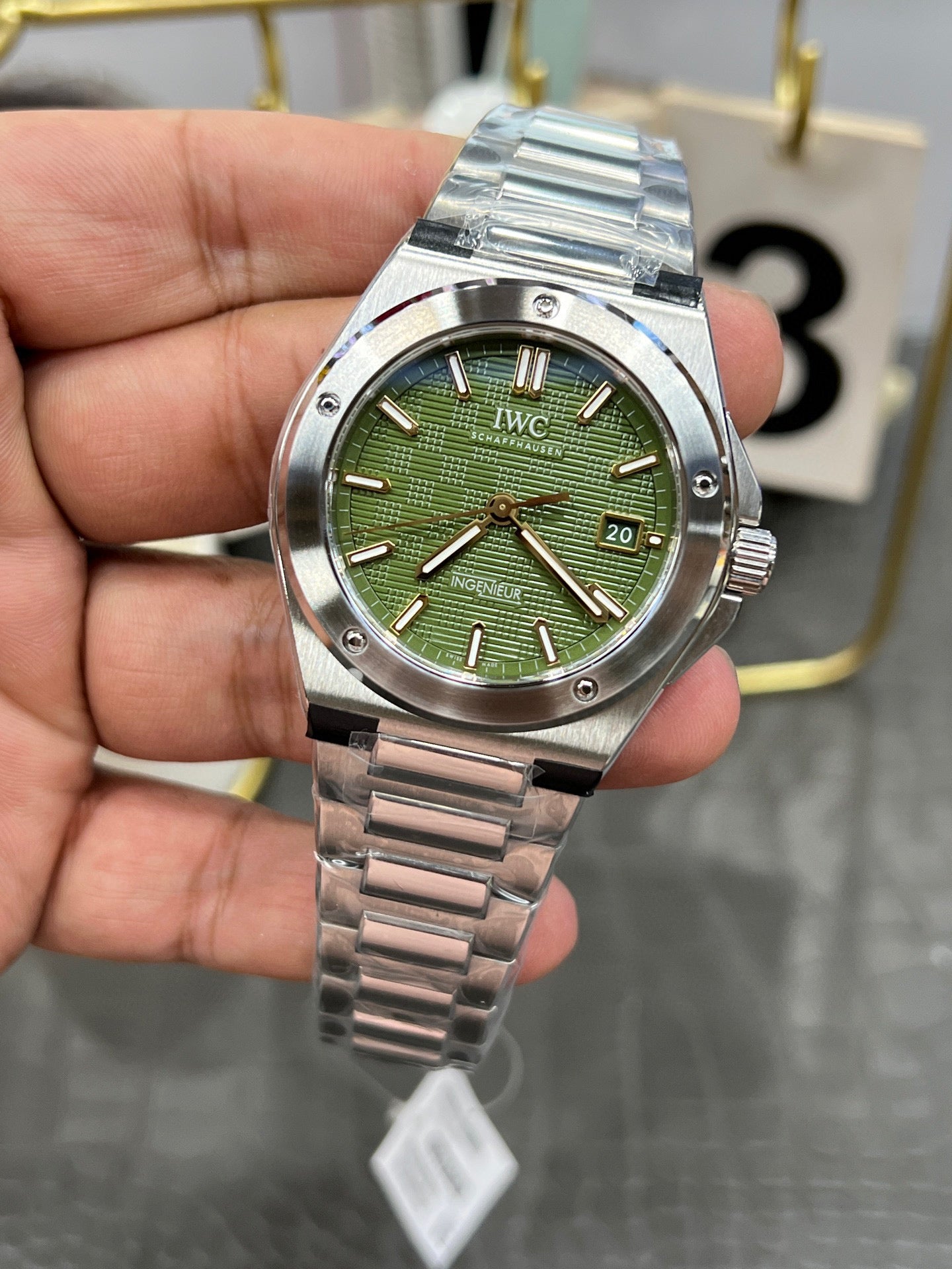 IWC Ingenieur 40 mm – Green Dial