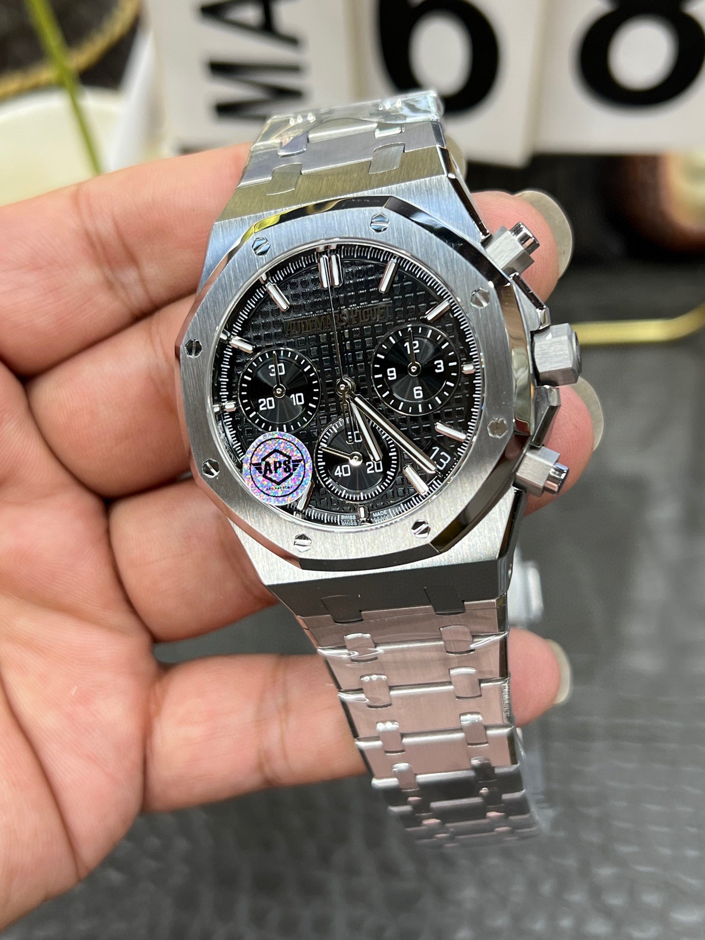 ChatGPT 说：  Audemars Piguet Royal Oak Chronograph 41 mm – Ref. 26240ST.OO.1320ST.06