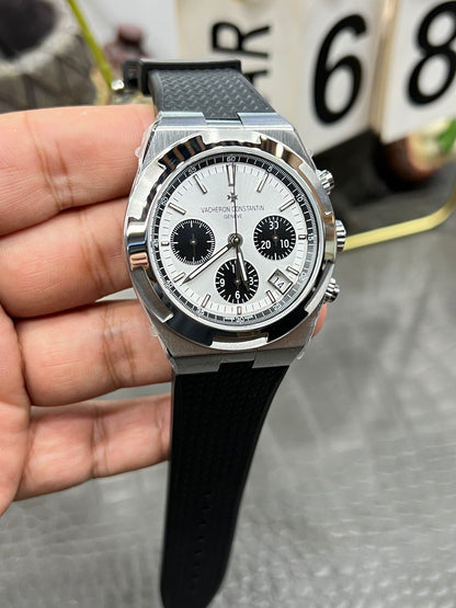 江诗丹顿 5500V110AB075 ChatGPT 说：  Vacheron Constantin Overseas Self-Winding 41 mm – Ref. 5500V/110A-B075