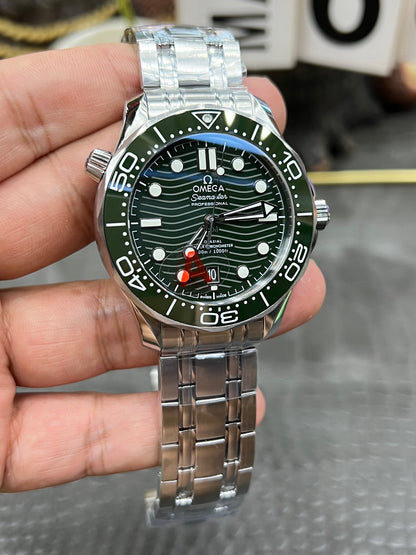 Omega Seamaster Diver 300M Co-Axial Master Chronometer 42 mm – Ref. 210.30.42.20.01.001