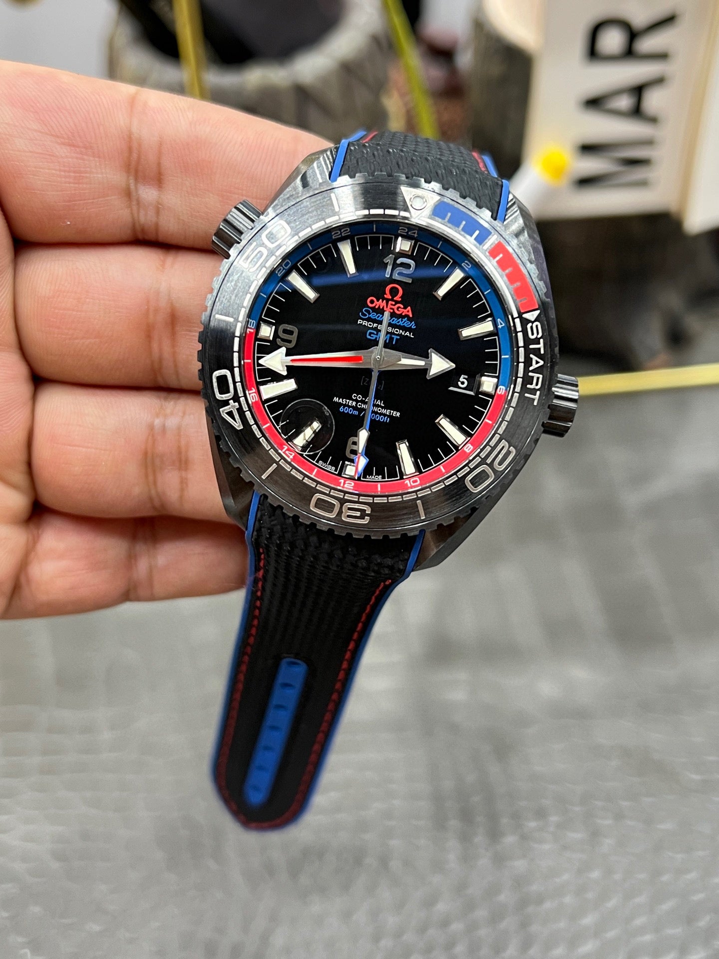 Omega Seamaster Planet Ocean 600M Co-Axial Master Chronometer GMT 45.5 mm – Ref. 215.92.46.22.01.004