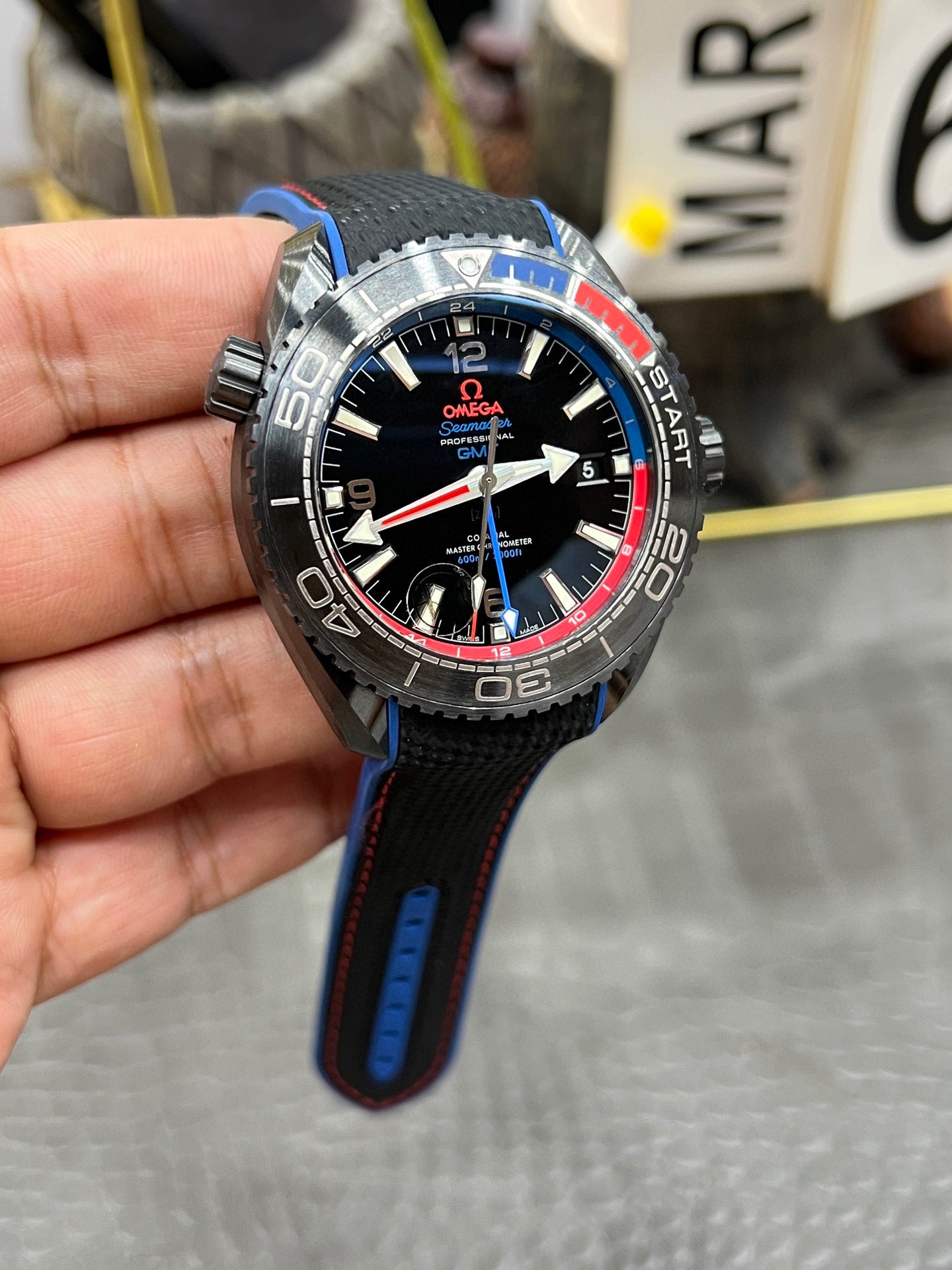 Omega Seamaster Planet Ocean 600M Co-Axial Master Chronometer GMT 45.5 mm – Ref. 215.92.46.22.01.004