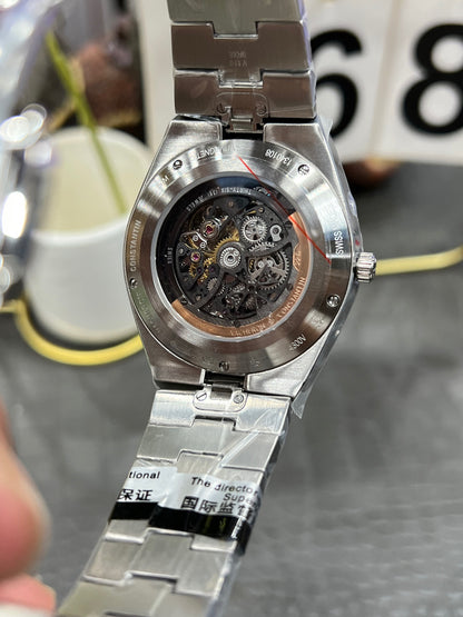 Vacheron Constantin Overseas Perpetual Calendar Ultra-Thin Skeleton 41.5 mm – Ref. 4300V/220G-B946