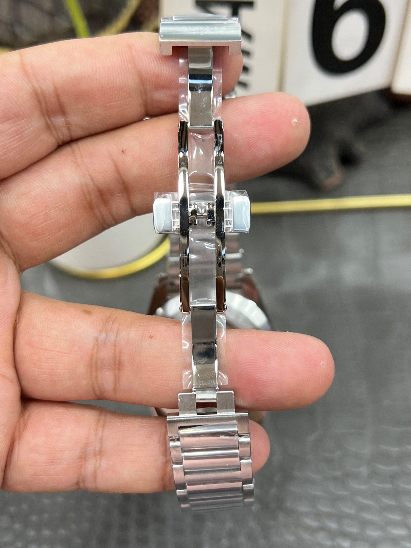 ChatGPT 说：  Longines Master Collection Chronograph 41 mm – Ref. L3.830.4.92.6