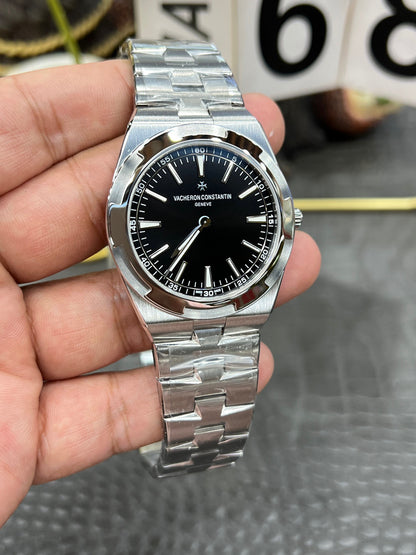 Vacheron Constantin Overseas Self-Winding 41 mm – Ref. 2000V (Black Dial)
