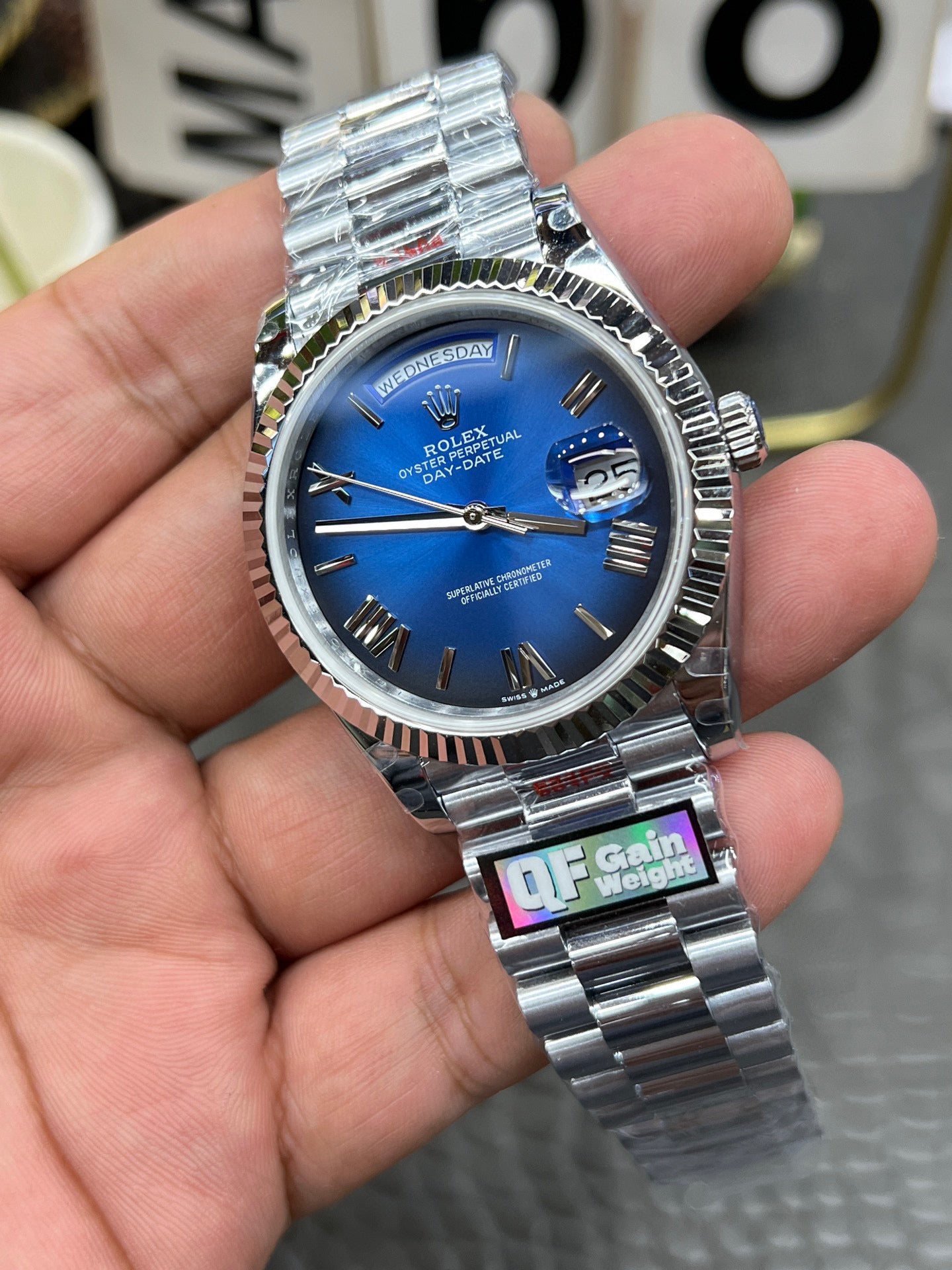 Rolex Day-Date 40 Ref. M228239-0076 “40mm 18-kt White Gold / Blue Ombré Dial”