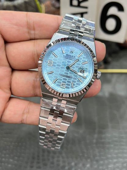 Rolex Land-Dweller 40 Ref. M127336-0001 “40mm Platinum / Ice Blue Honeycomb Dial”