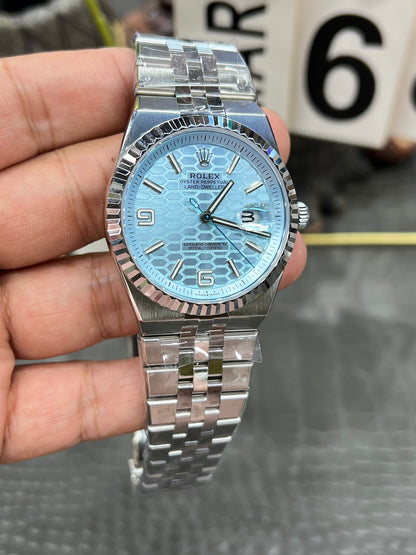 Rolex Land-Dweller 40 Ref. M127336-0001 “40mm Platinum / Ice Blue Honeycomb Dial”