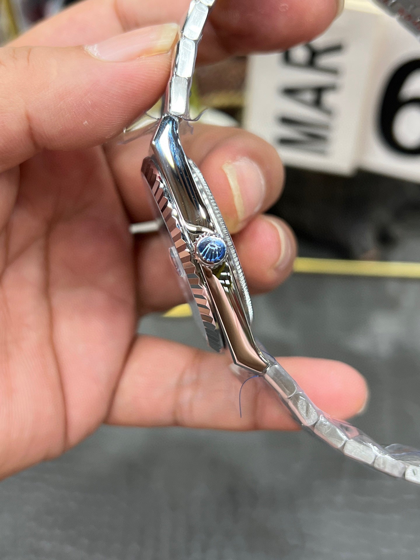 Rolex Land-Dweller 40 Ref. M127336-0001 “40mm Platinum / Ice Blue Honeycomb Dial”