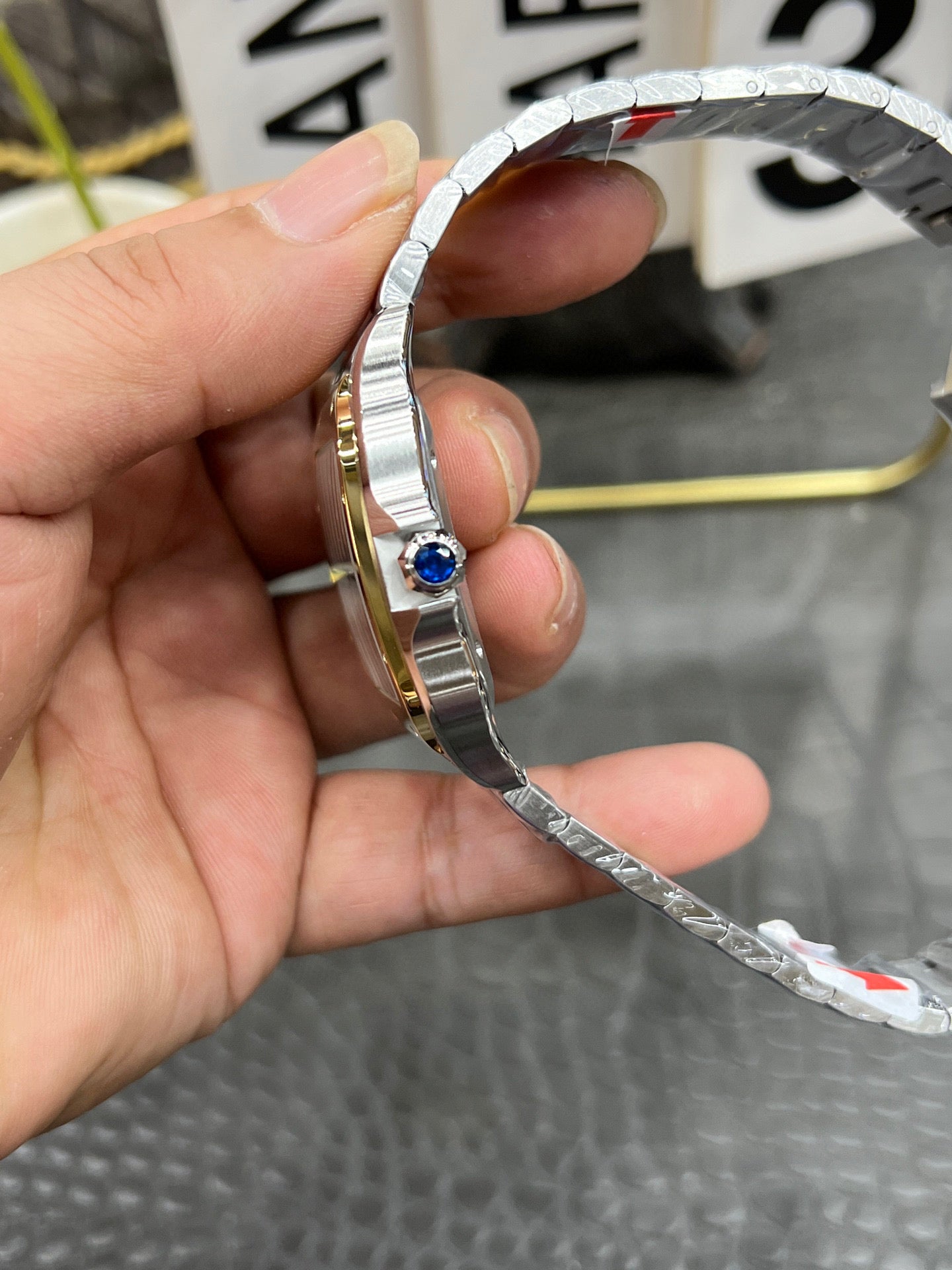 Cartier Santos de Cartier Ref. W2SA0009 “Large Model Steel / Yellow Gold / Silver Opaline Dial