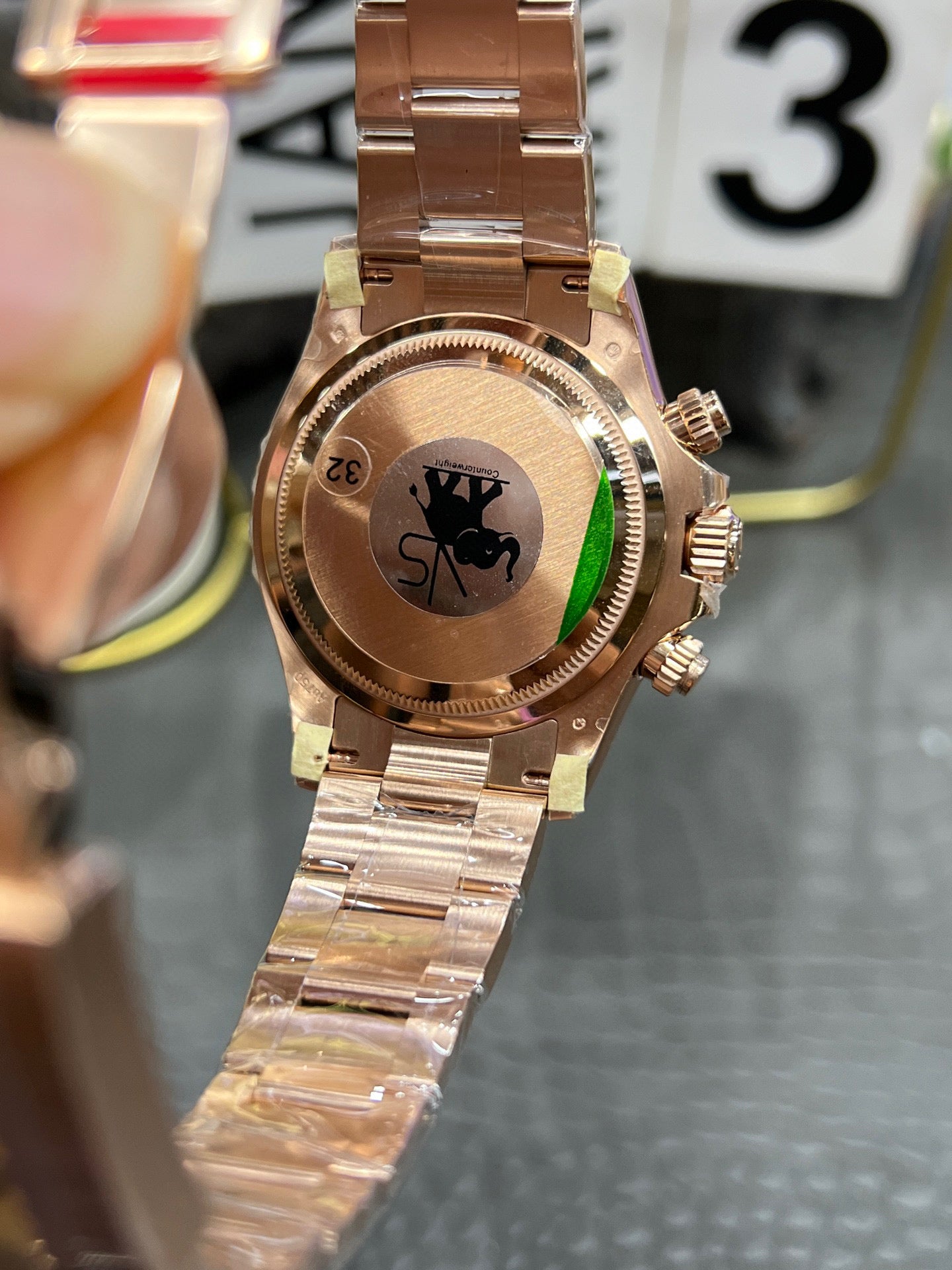 Rolex Cosmograph Daytona Ref. M126505-0001 “40mm Everose Gold / Bright Black & Sundust Dial