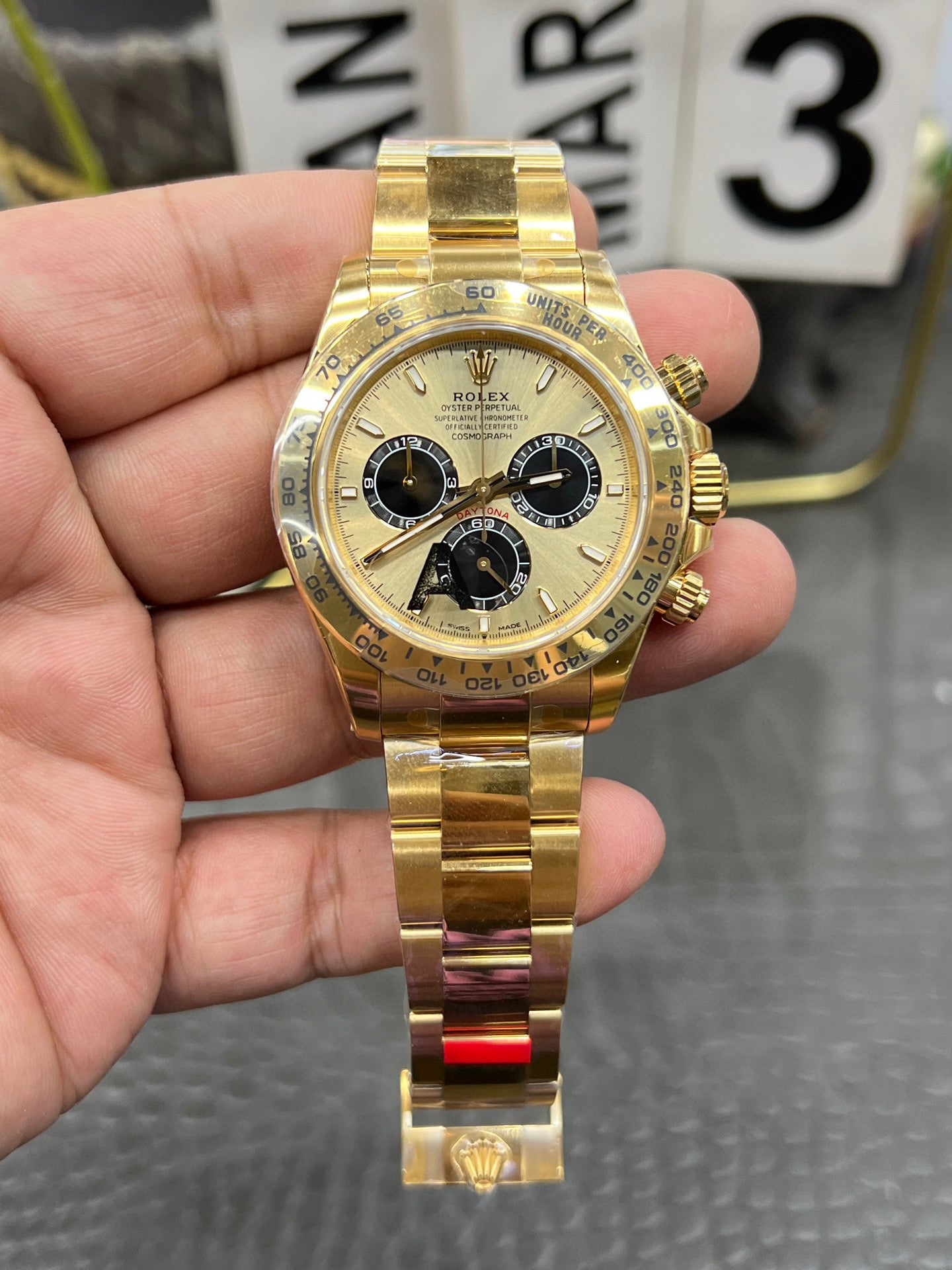 Rolex Cosmograph Daytona Ref. M126508-0006 “40mm Yellow Gold / Golden and Bright Black Dial
