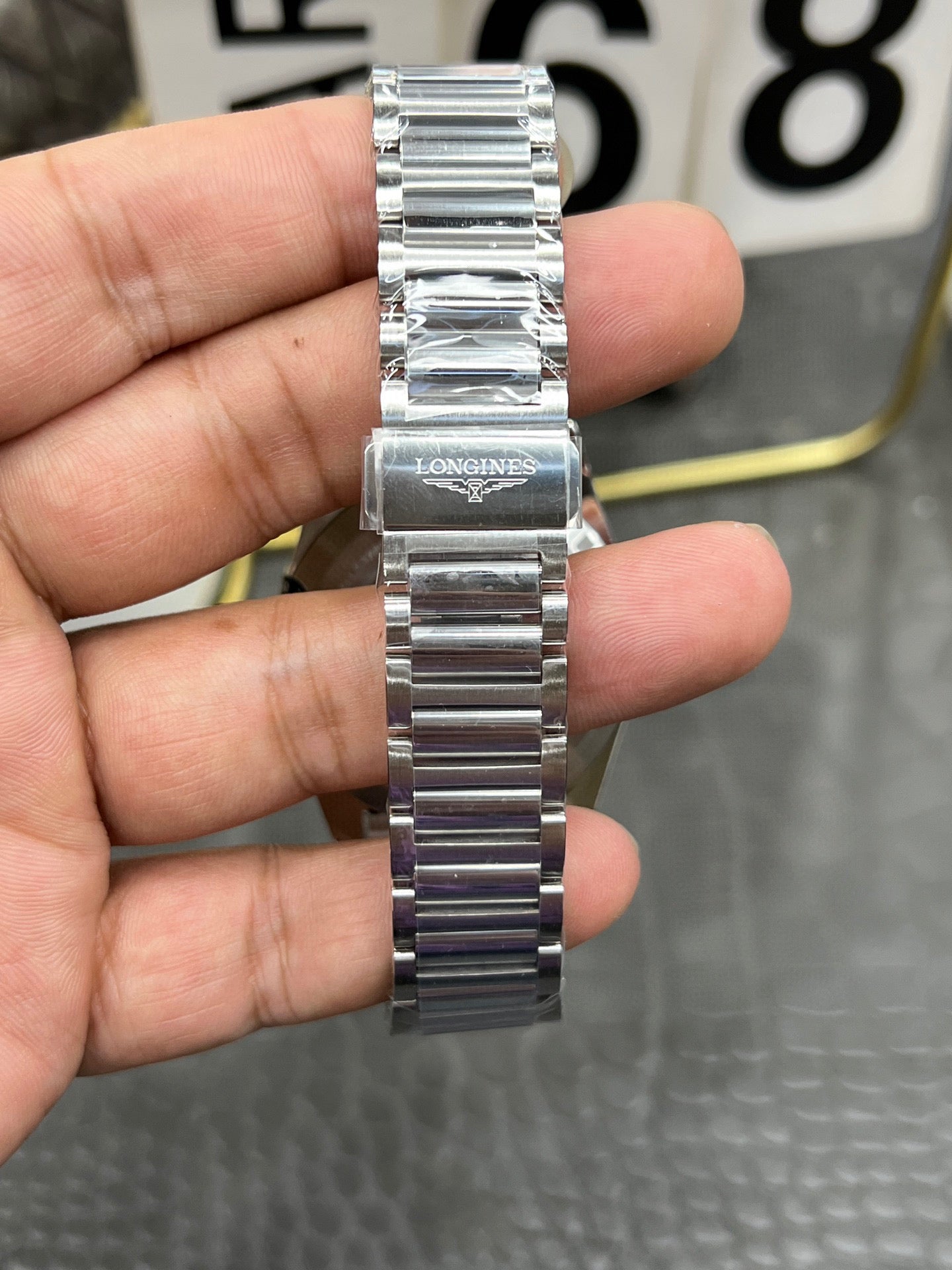 Longines Conquest Automatic Ref. L3.830.4.72.6 “41mm Steel / Silver Sunray Dial