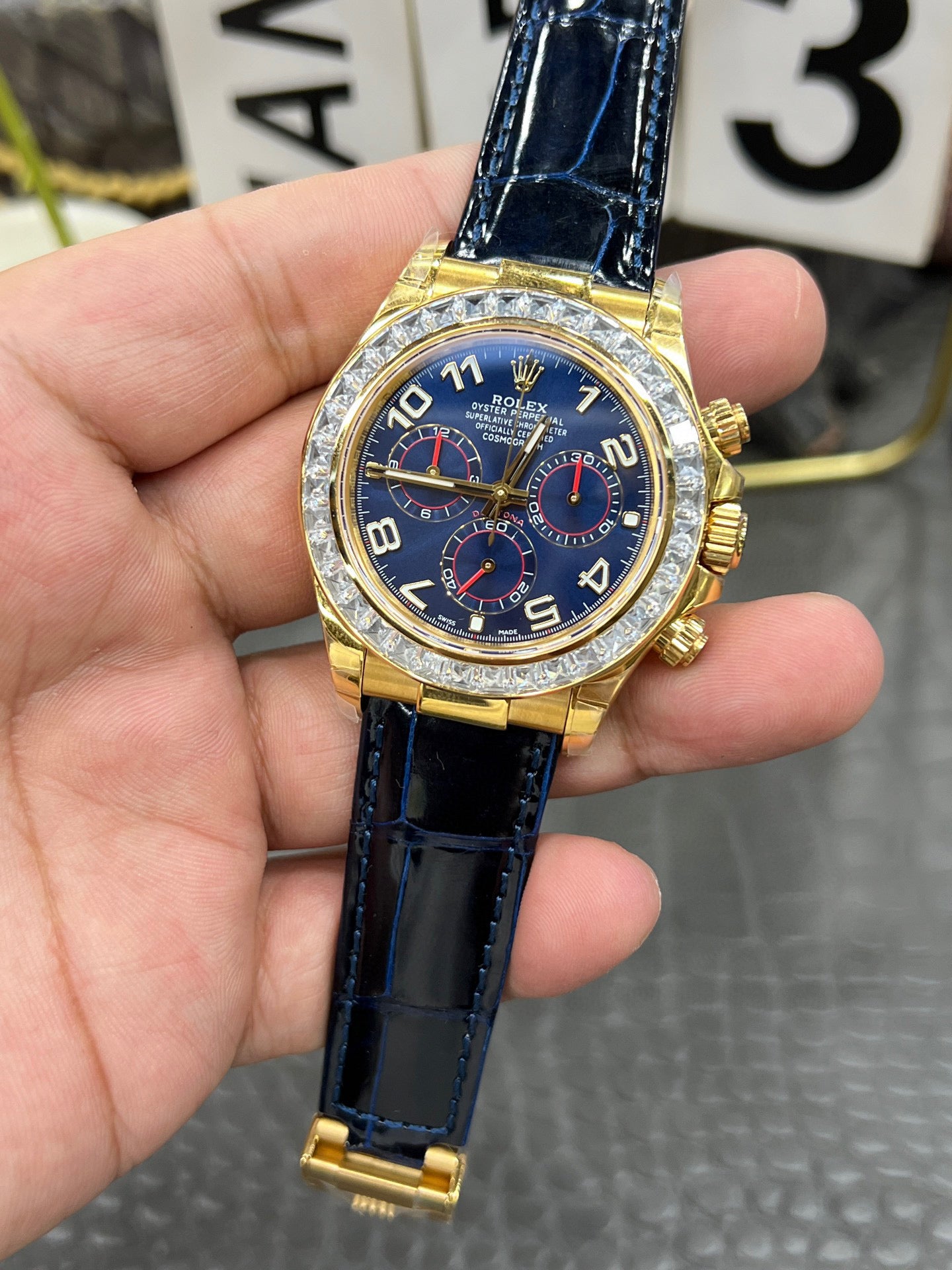 Rolex Cosmograph Daytona Ref. 116518 “40mm Yellow Gold / Multiple Dial Options