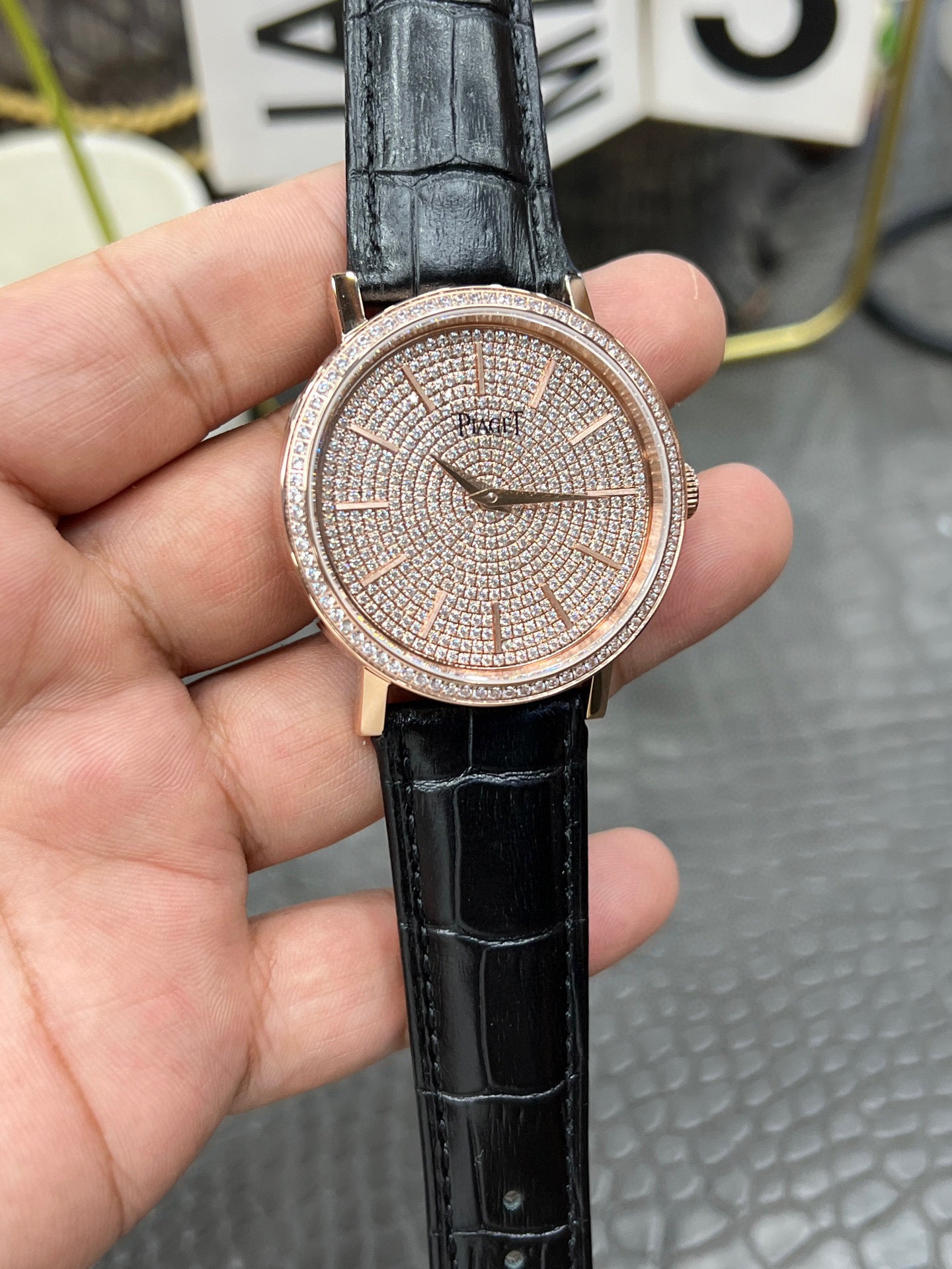 Piaget GOA36549 “39mm Full Diamond Gypsophila Series / Automatic