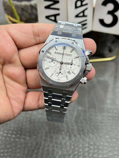Audemars Piguet Royal Oak Chronograph Ref. 26240ST.OO.1320ST.07 “41mm Steel / Silver ‘Grande Tapisserie’ Dial”