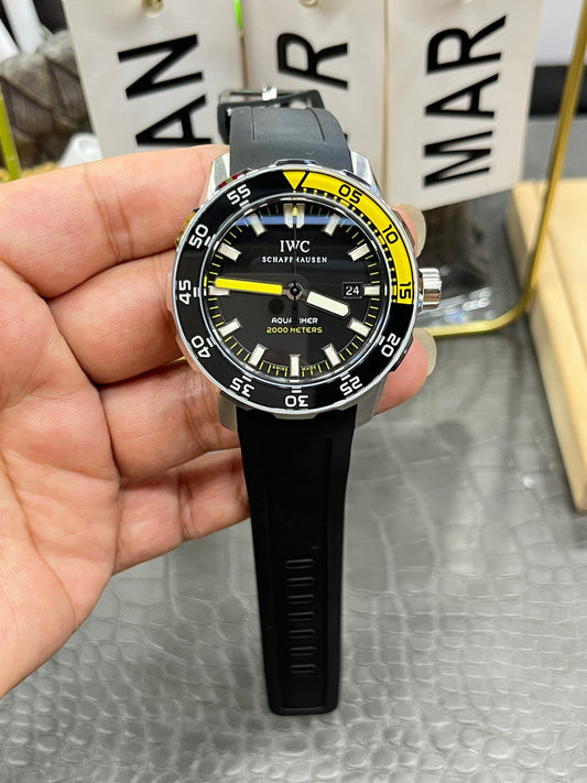 IWC Aquatimer Automatic 2000 Ref. IW356810 “44mm Stainless Steel / Black Dial