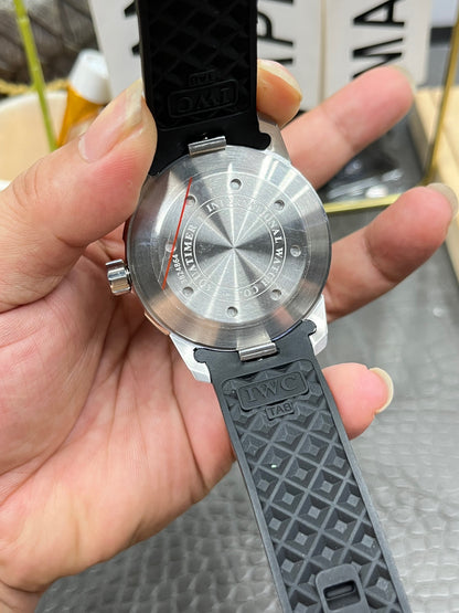 IWC Aquatimer Automatic 2000 Ref. IW356810 “44mm Stainless Steel / Black Dial