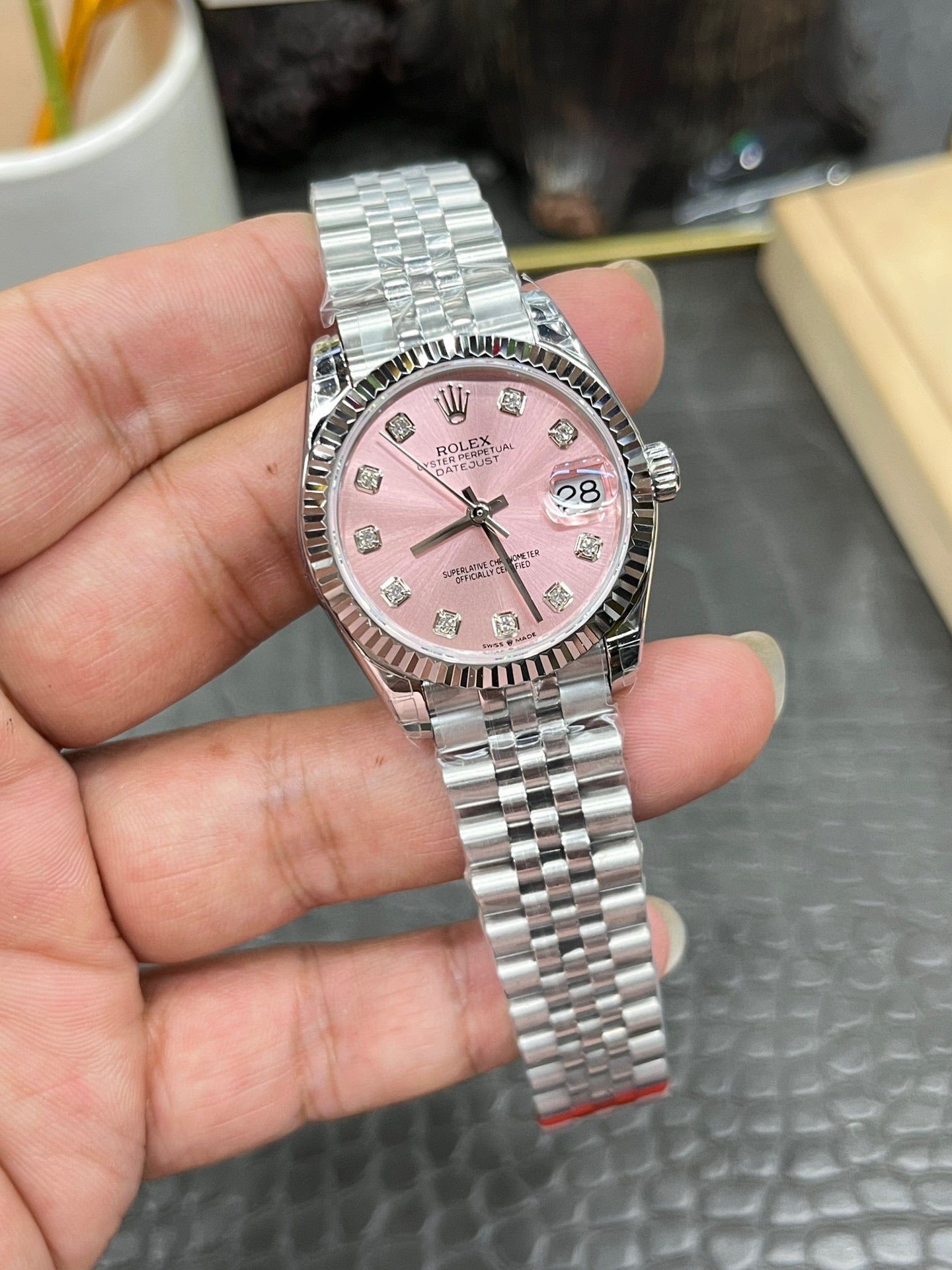 Rolex Datejust 31 Ref. M278274-0032 “31mm Oystersteel and White Gold / Pink Diamond-Set Dial