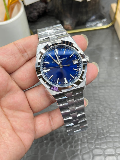 Vacheron Constantin Overseas Ref. 4500V/110A-B128 “41mm Stainless Steel / Blue Dial