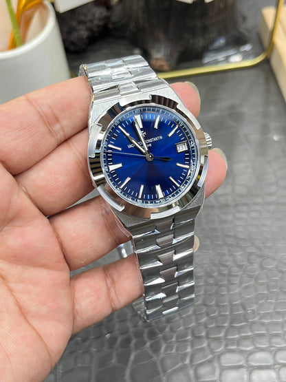 Vacheron Constantin Overseas Ref. 4500V/110A-B128 “41mm Stainless Steel / Blue Dial