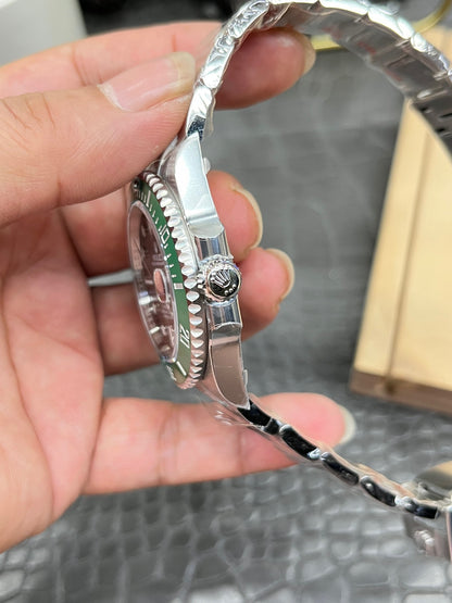 Rolex Submariner Date Ref. 116610LV-0002 “40mm Stainless Steel / Green Dial & Bezel
