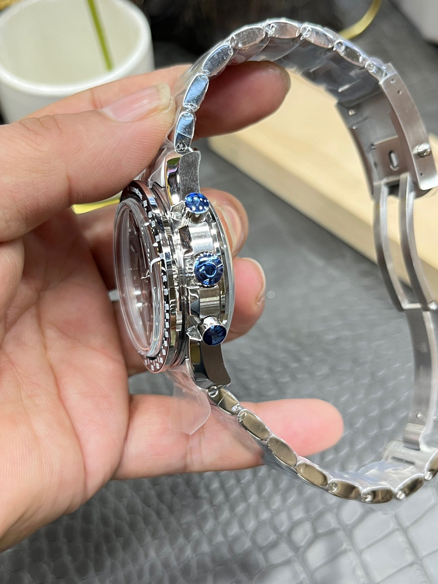 Omega Speedmaster Moonphase Master Chronometer Chronograph 304.30.44.52.01.001