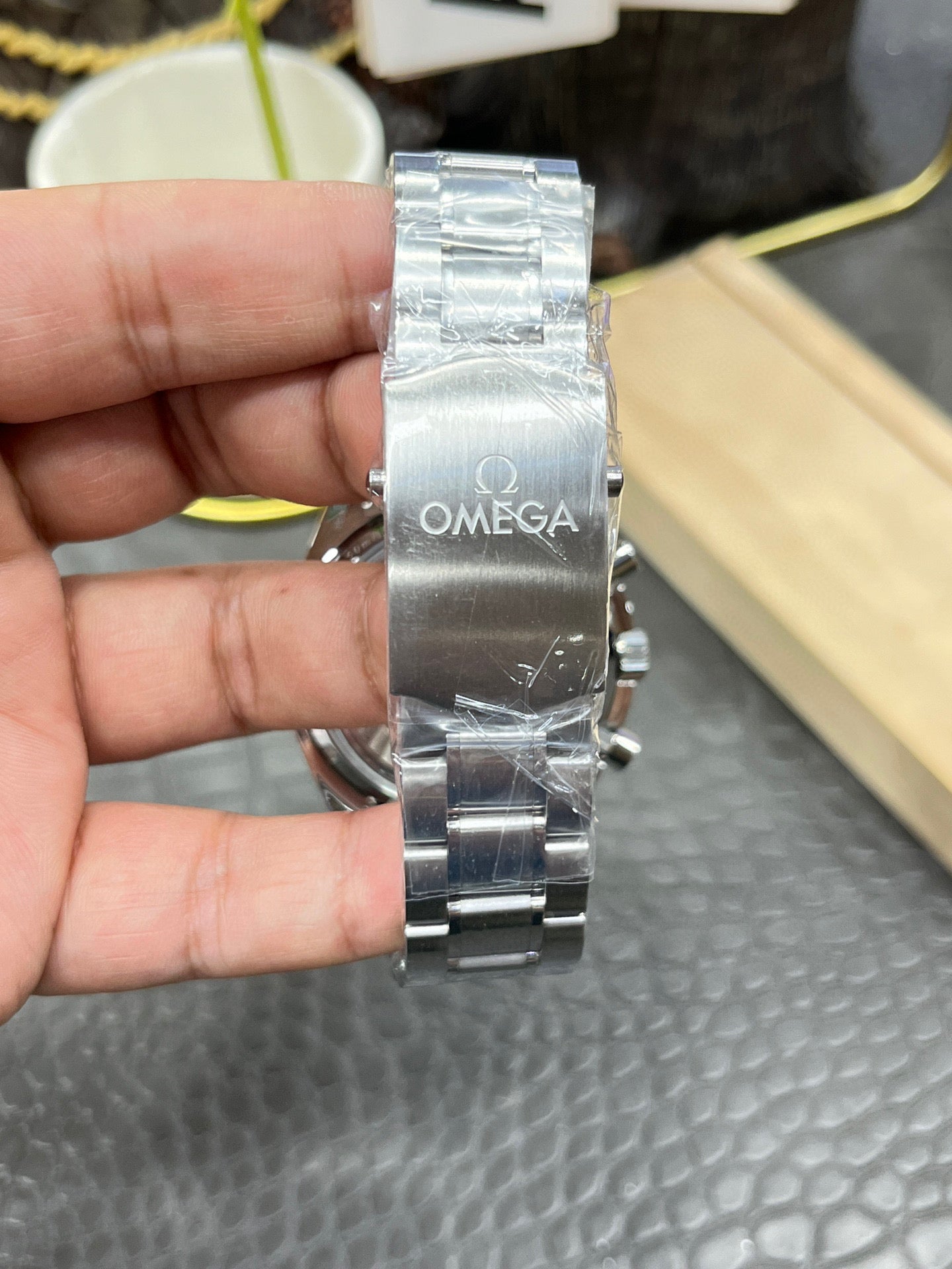 Omega Speedmaster Moonphase Master Chronometer Chronograph 304.30.44.52.01.001