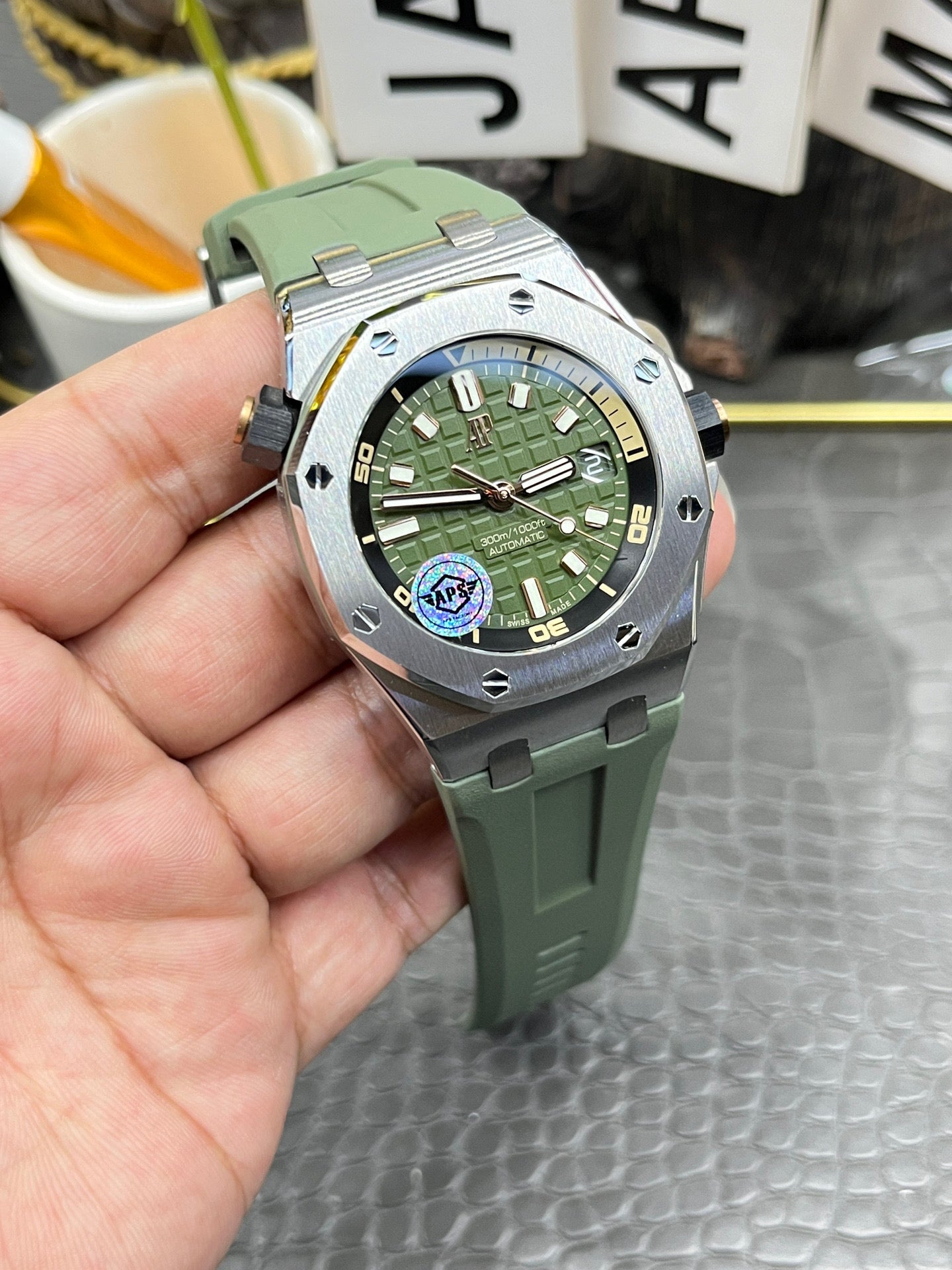 Audemars Piguet Royal Oak Offshore Diver 15720ST.OO.A052CA.01
