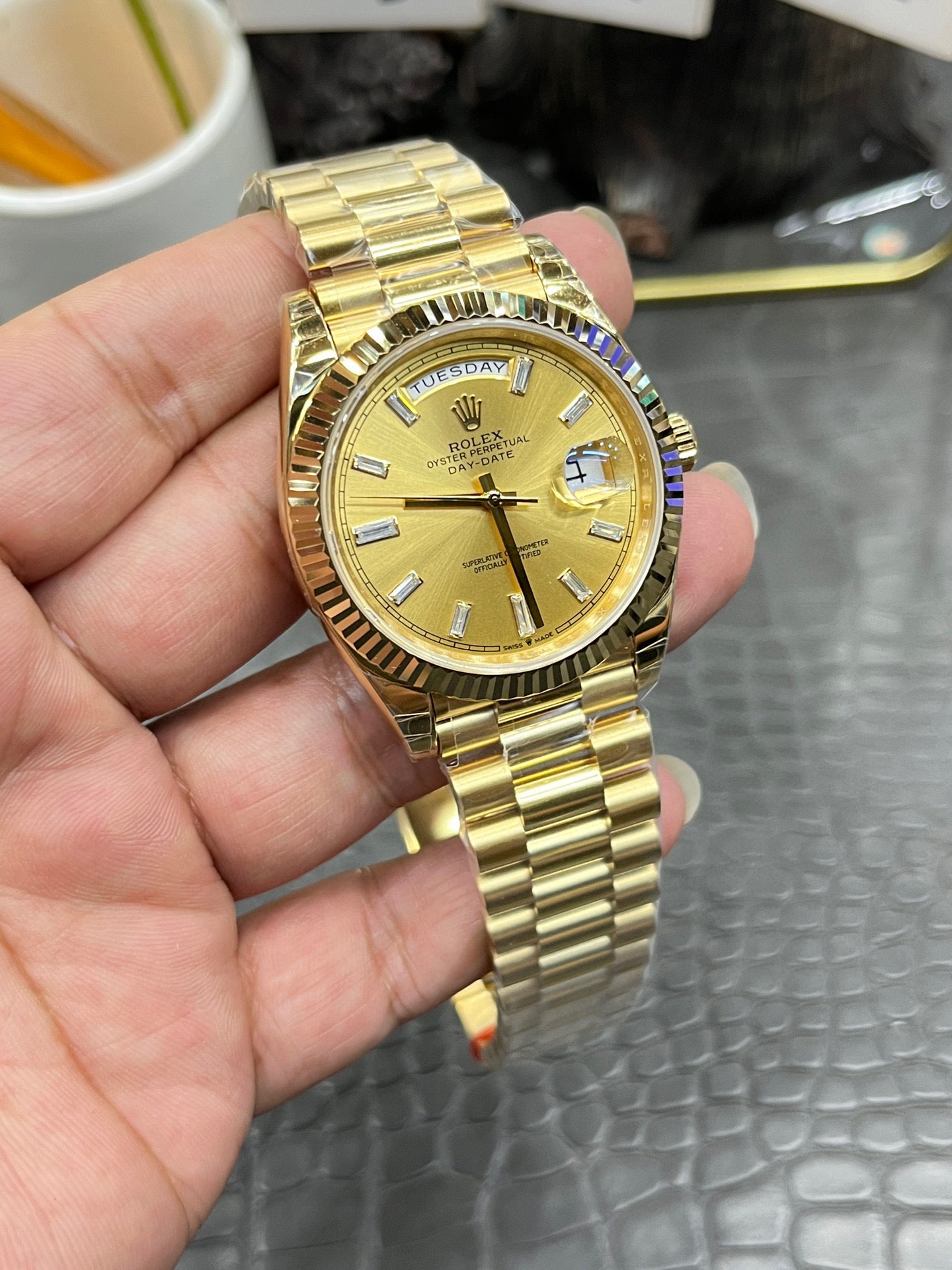 Rolex Day-Date 40 "Yellow Ice Sugar" (M228238-0005)