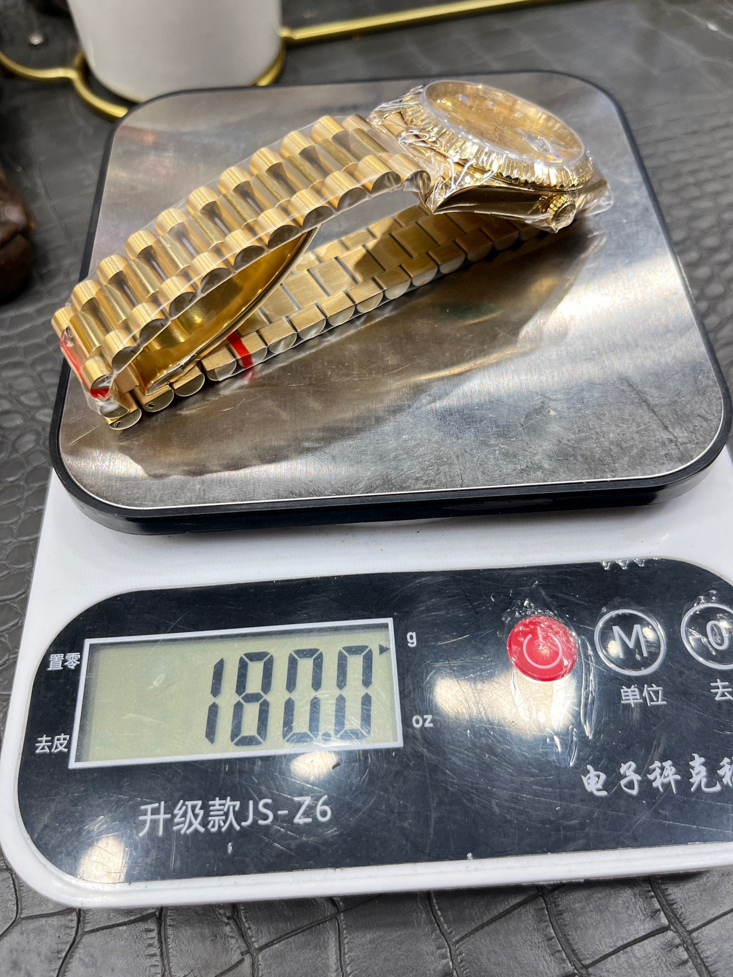 Rolex Day-Date 40 "Yellow Ice Sugar" (M228238-0005)