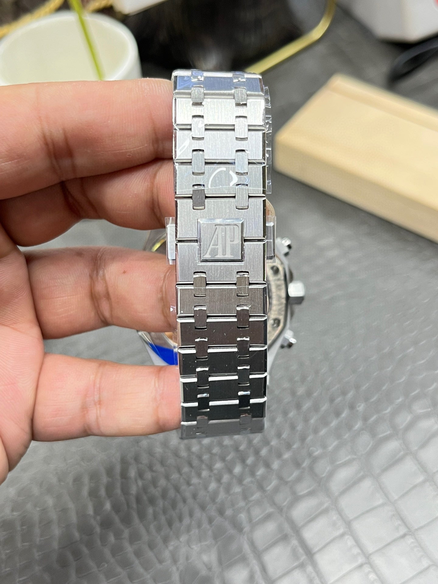 Audemars Piguet Royal Oak Chronograph 26240ST.OO.1320ST.08