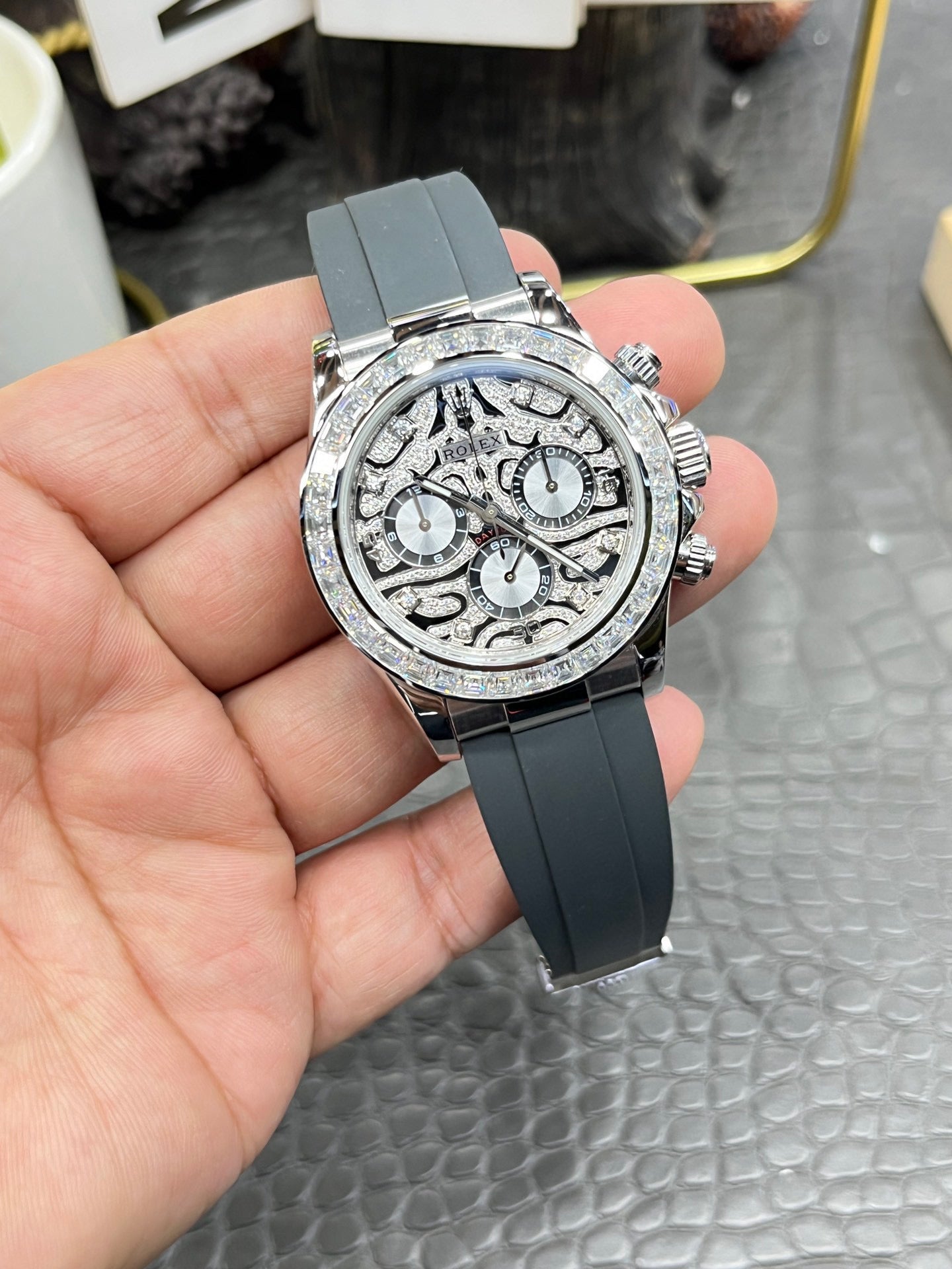 Rolex Cosmograph Daytona “Ice-Blue Dial / Platinum