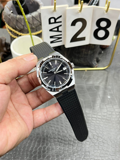 Vacheron Constantin Overseas 4500V Steel Black Dial