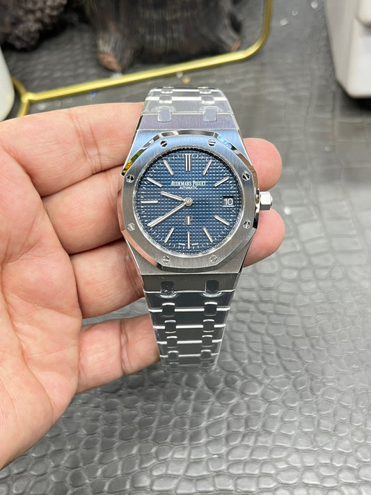 Audemars Piguet Royal Oak “Jumbo” Extra-Thin 16202ST.OO.1240ST.02